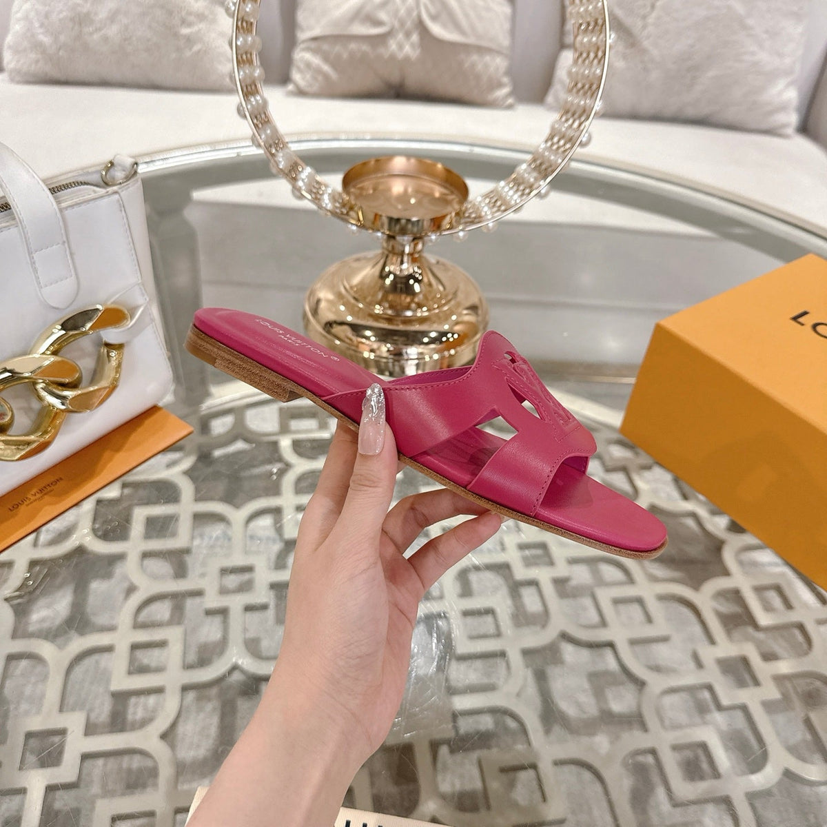 ISOLA FLAT SLIDE IN DARK PINK CALFSKIN