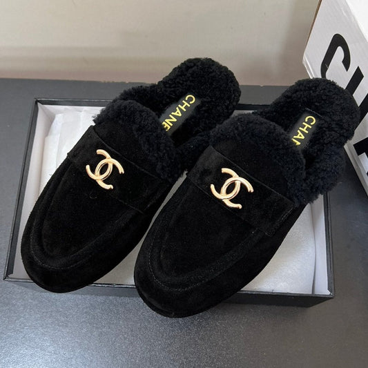 LOAFERS MULE IN BLACK SUEDE AND FLEECE LINING