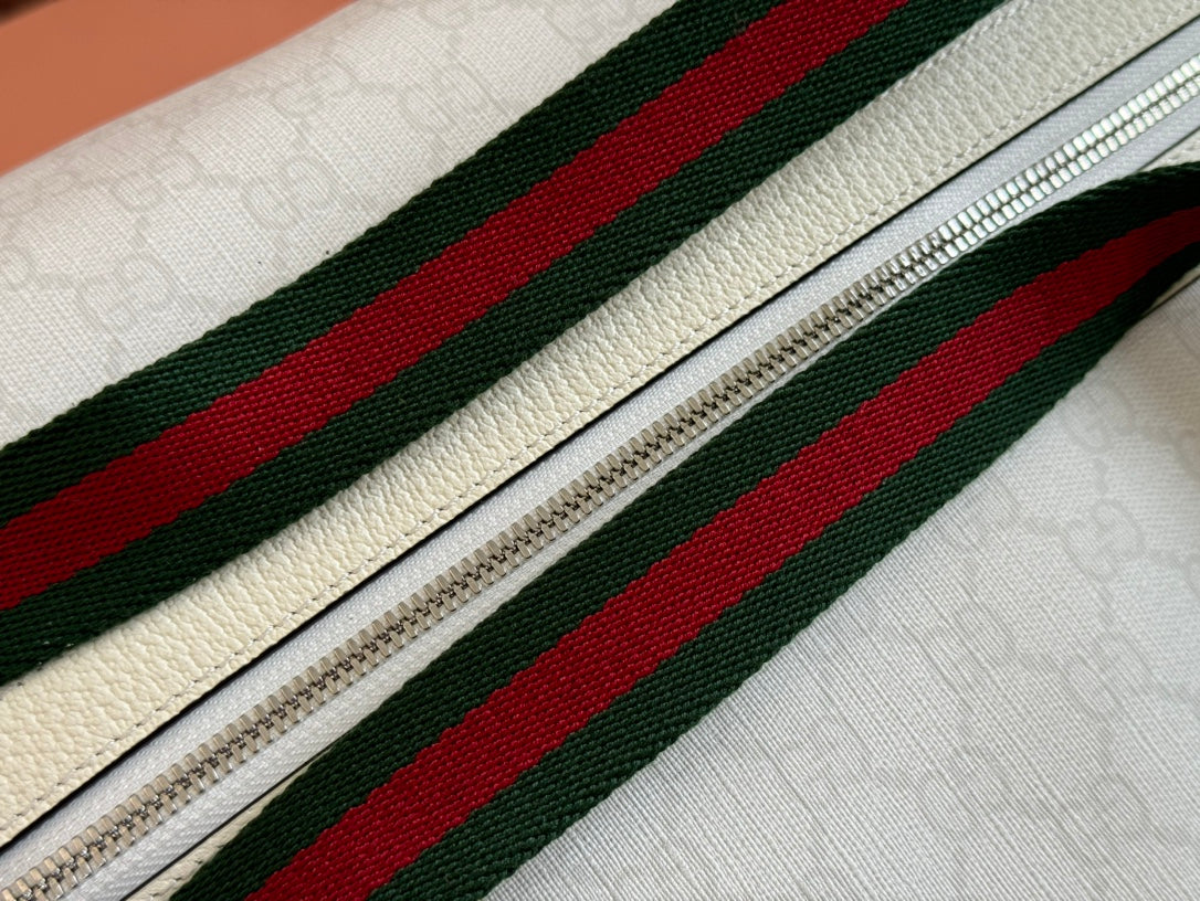 MEDIUM DUFFLE BAG WITH WEB 47 IN WHITE SOFT GG CALFSKIN