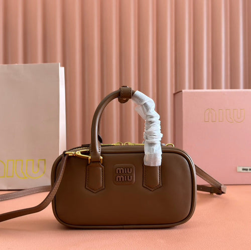 ARCADIE BAG 19 IN TAWNY BROWN SHINY CALFSKIN