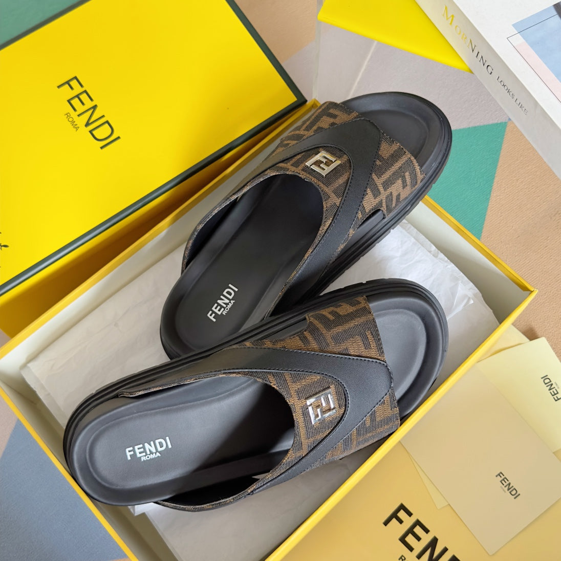 FENDI DIAGONAL ONE-STRAP SLIDE IN BLACK MIX BROWN MONOGRAM CALFSKIN