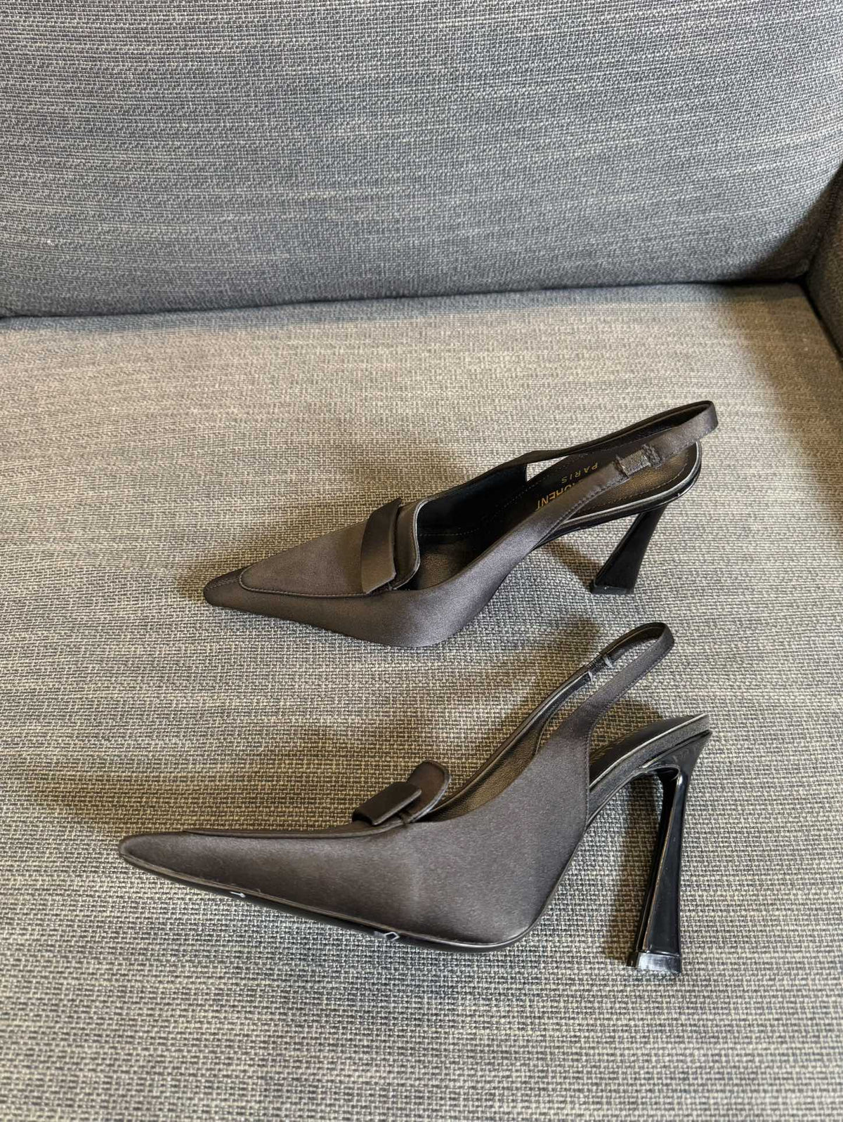 POINTED-TOE SLINGBACK PUMPS IN BLACK SILK