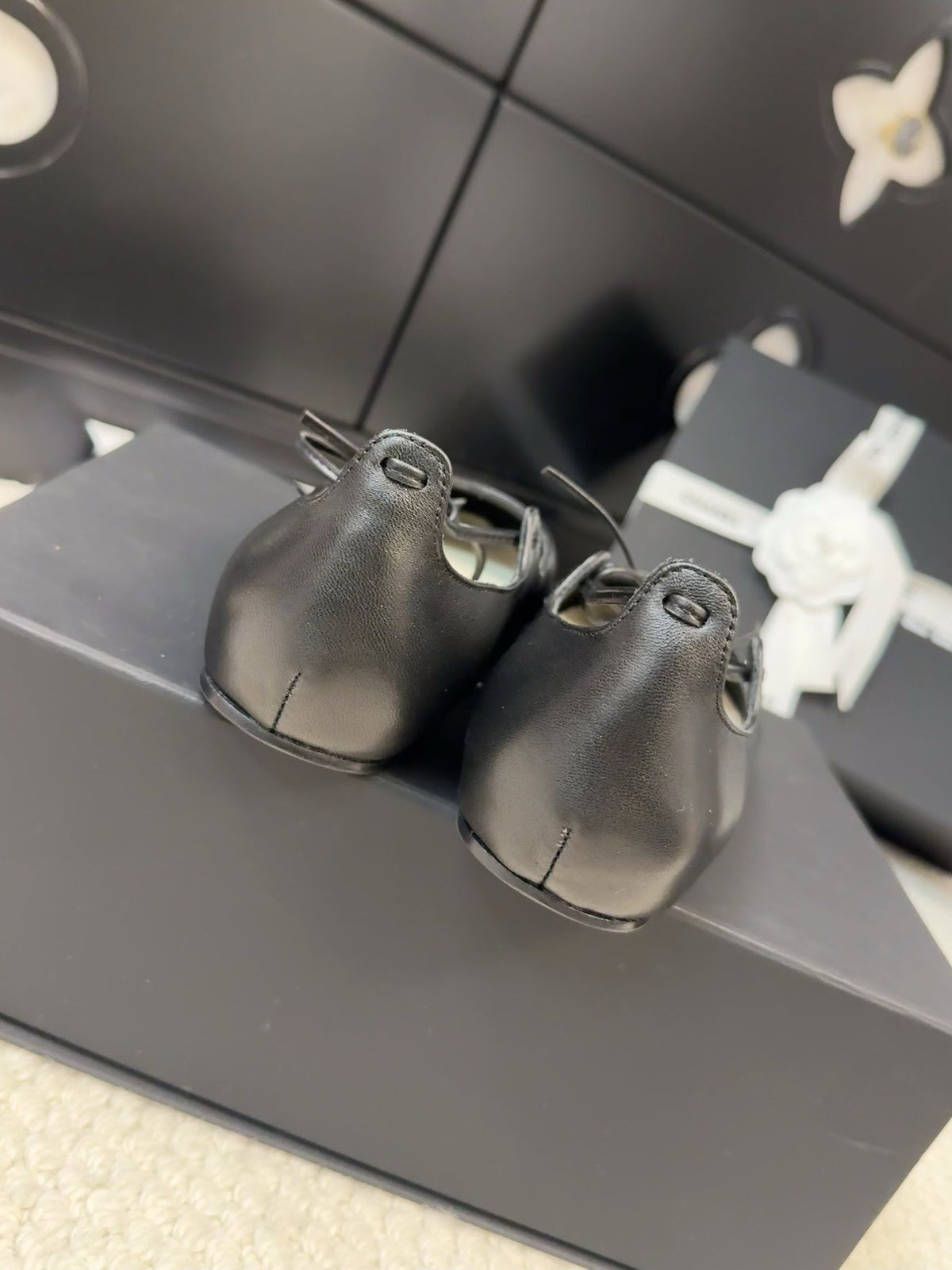 FLAT MARY JANE PUMPS BLACK LAMBSKIN
