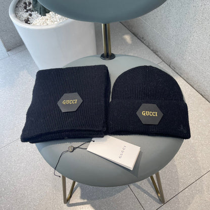 SET SCARF AND HAT IN BLACK WOOL 414805