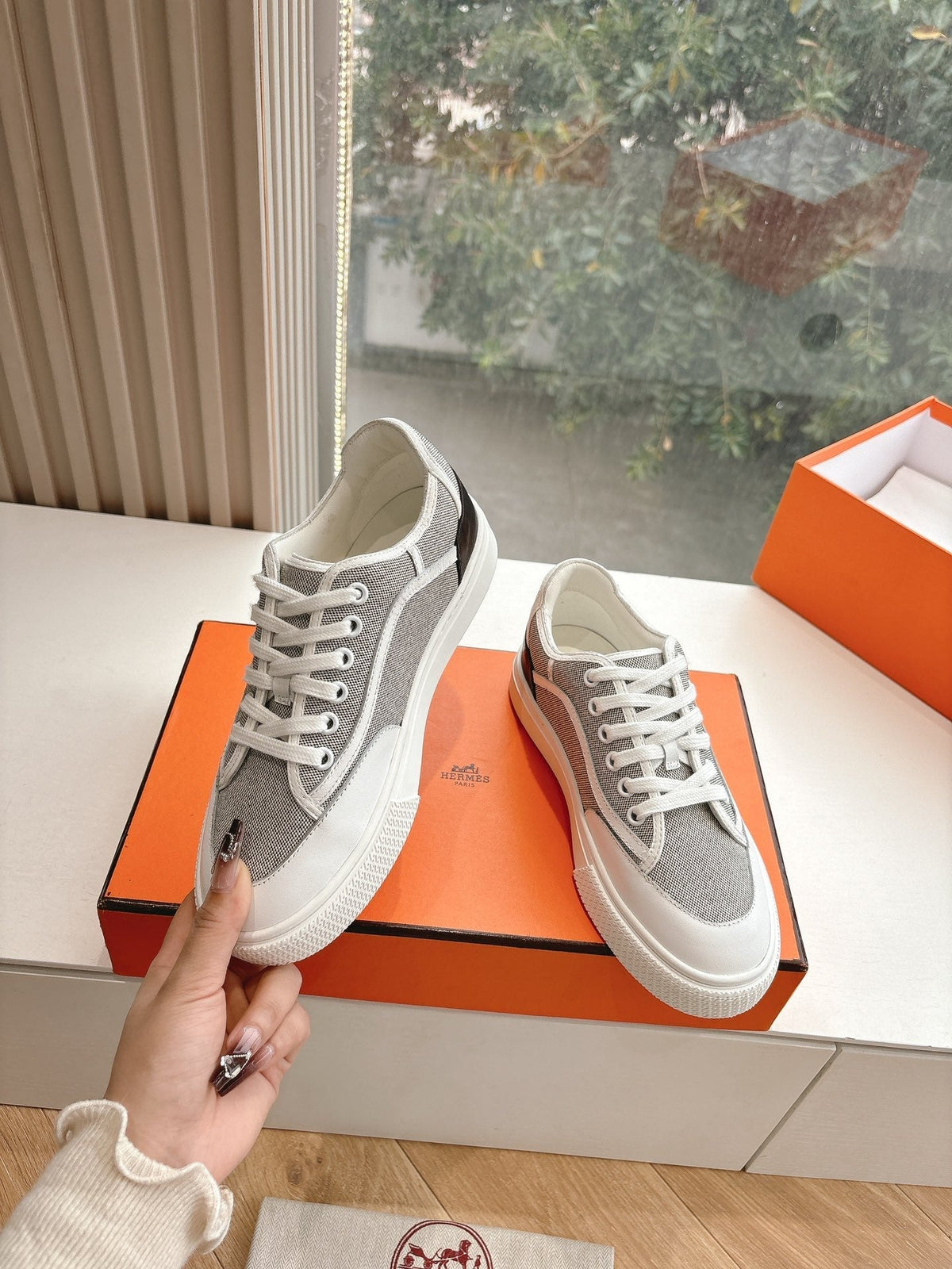GET SNEAKER IN DOVE GRAY MAXI CANVAS AND CALFSKIN