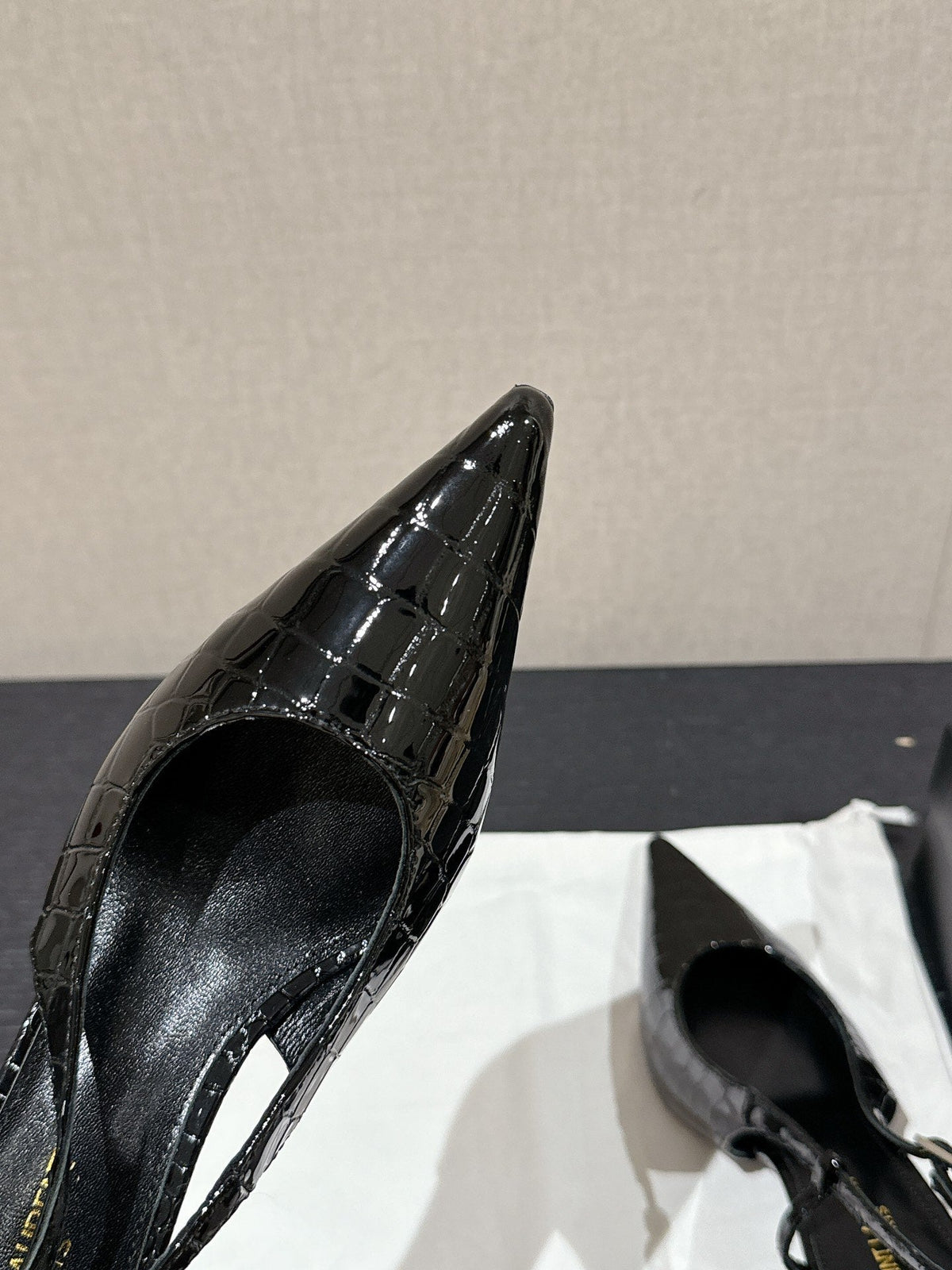 SL CHERISH CROCODILE SLINGBACK PUMP 75 BLACK CALFSKIN