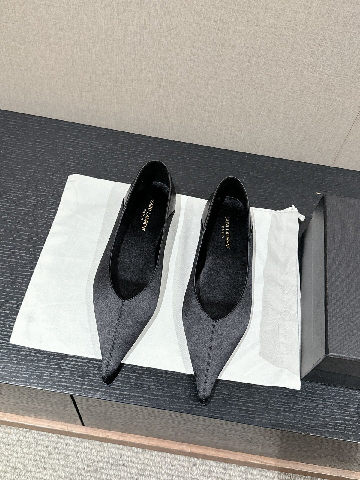 SL NOUR POINTED TOE BALLET BLACK SATIN