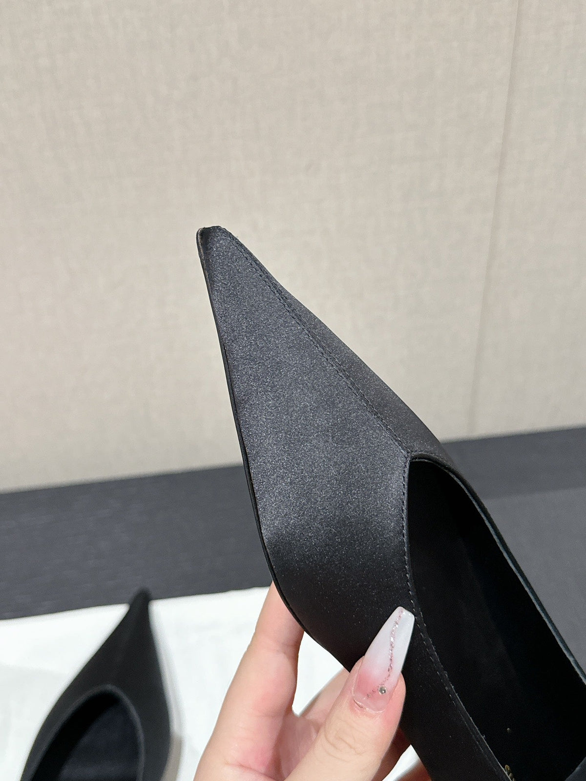 SL NOUR POINTED TOE BALLET BLACK SATIN