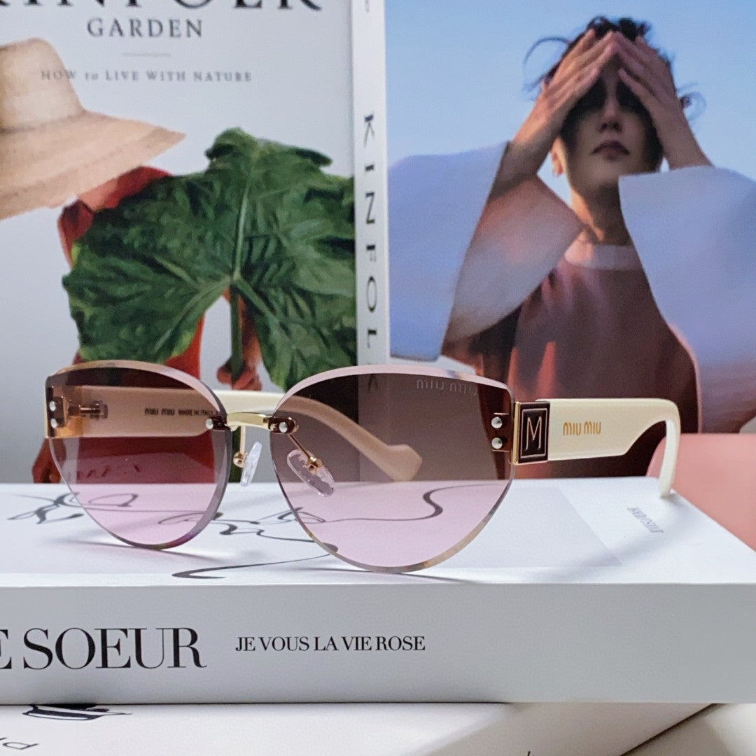 LOGO SUNGLASSES 513011 IN WHITE ACETATE