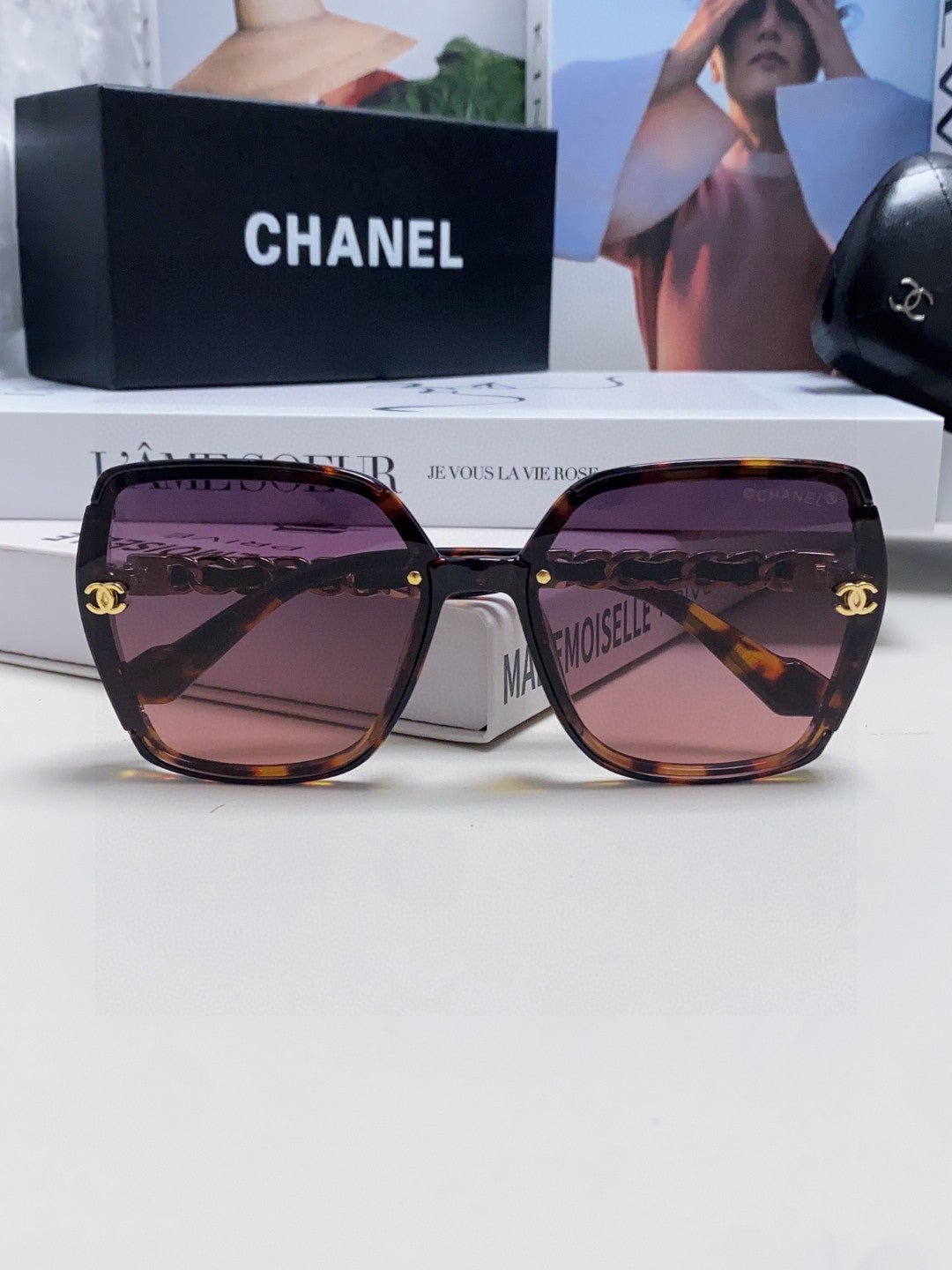 SQUARE SUNGLASSES 632875 IN HAVANA ACETATE