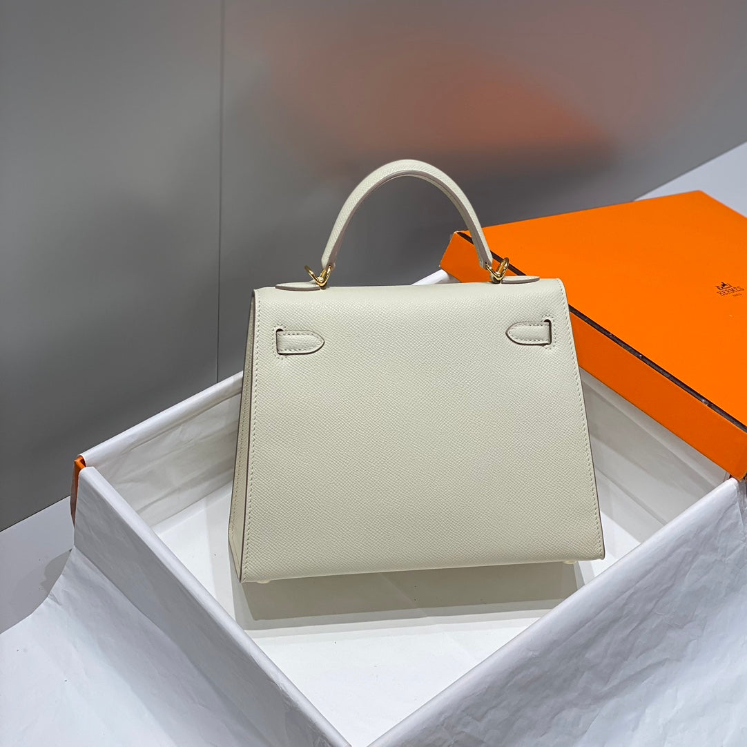 KELLY 25CM IN NATA EPSOM CALFSKIN GOLD HARDWARE