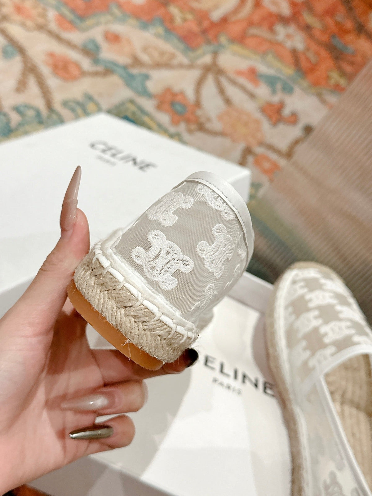 ESPADRILLES IN WHITE MESH