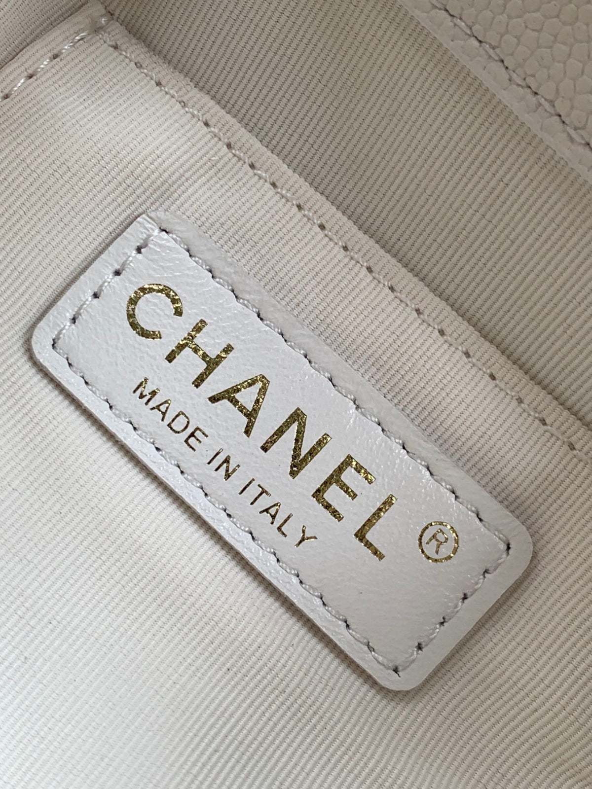 CC DUMA BACKPACK 21 IN WHITE CALFSKIN