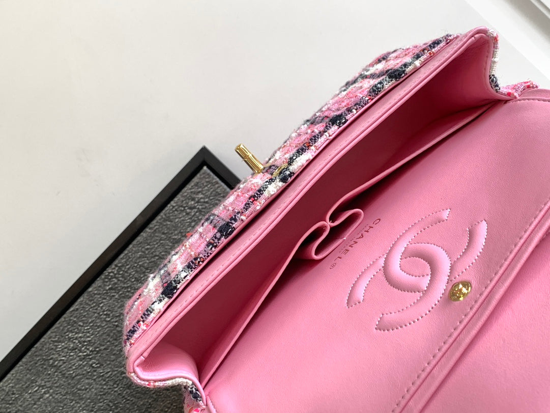 CC MEDIUM 25 CLASSIC BAG IN LIGHT PINK MIX BLACK WOOL TWEED