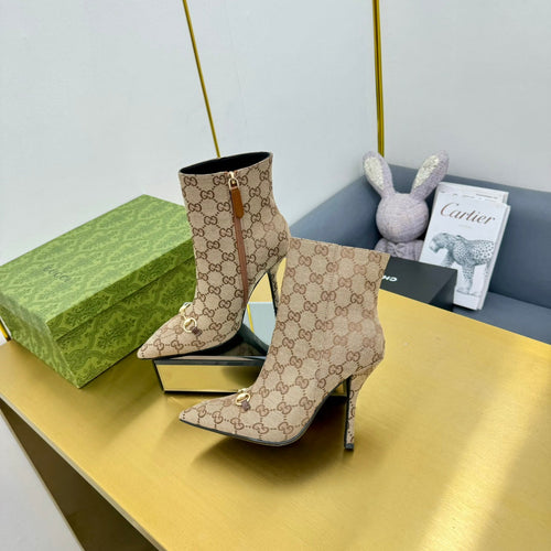 GG HORSEBIT ANKLE BOOT IN TAN BEIGE MONOGRAM CANVAS
