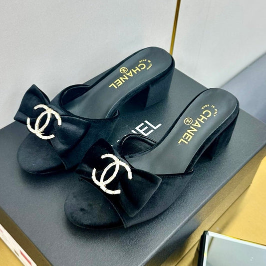BOWKNOT RHINESTONES MID HEEL MULE IN BLACK VELVET