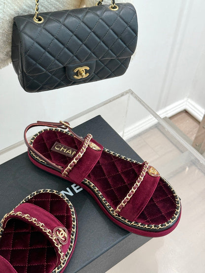 FLAT CHAIN HEART SANDAL IN PLUM PURPLE VELVET