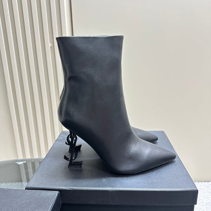 SL OPYUM HEELED BOOT BLACK CALFSKIN