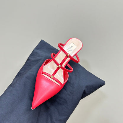 ROCKSTUD WISPY CHERRY RED CALFSKIN MULE 60MM