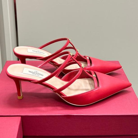 ROCKSTUD WISPY CHERRY RED CALFSKIN MULE 60MM