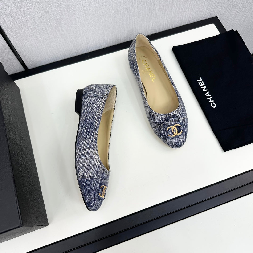 cc ballet flat blue with white stripe denim 166816