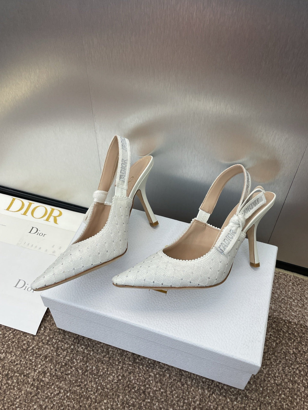 J'ADIOR SLINGBACK 25S PUMP 95MM IN WHITE FABRIC EMBOSSED CRYSTAL