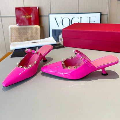 ROCKSTUD CAGED MULES 5 CM IN DEEP PINK CALFSKIN
