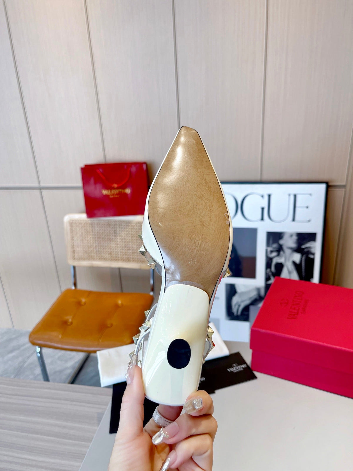 ROCKSTUD CAGED SLINGBACKS 5 CM IN WHITE CALFSKIN