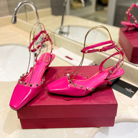 ROCKSTUD SLINGBACK IN BRIGHT PINK CALFSKIN 50MM