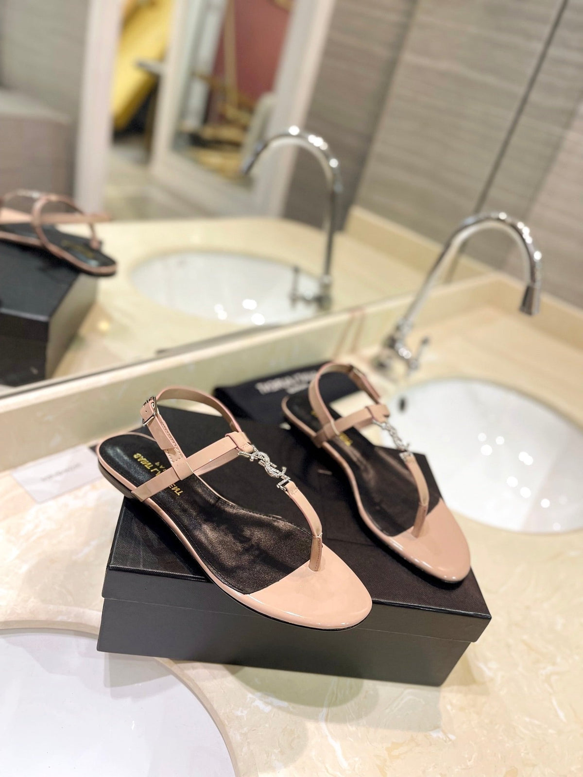 SL CASSANDRA SANDALS TAN POLISHED CALFSKIN