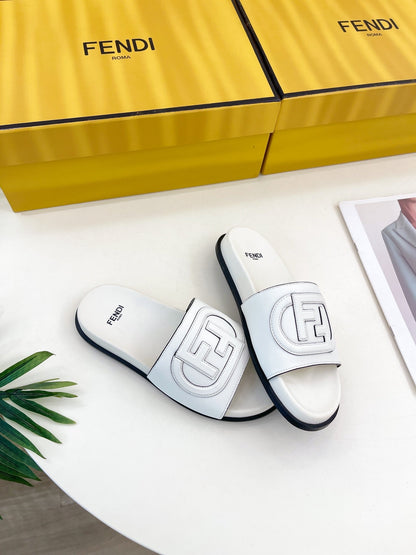 FENDI LOGO SLIDES IN WHITE CALFSKIN