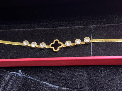 Premium Gold Clover Bracelet Set – Classy & Trendy