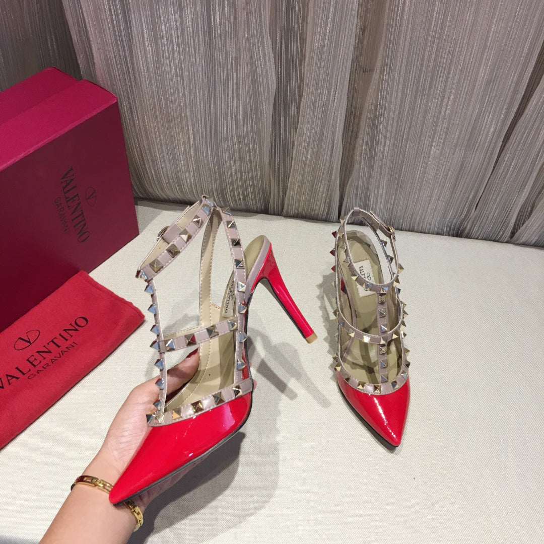 ROCKSTUD CAGED HIGH PUMP IN CHERRY RED MIX LIGHT PINK PATENT CALFSKIN 100 MM