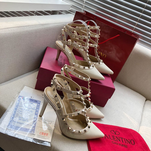 ROCKSTUD WHITE CREAM METALLIC CALFSKIN ANKLE STRAP HIGH SANDAL